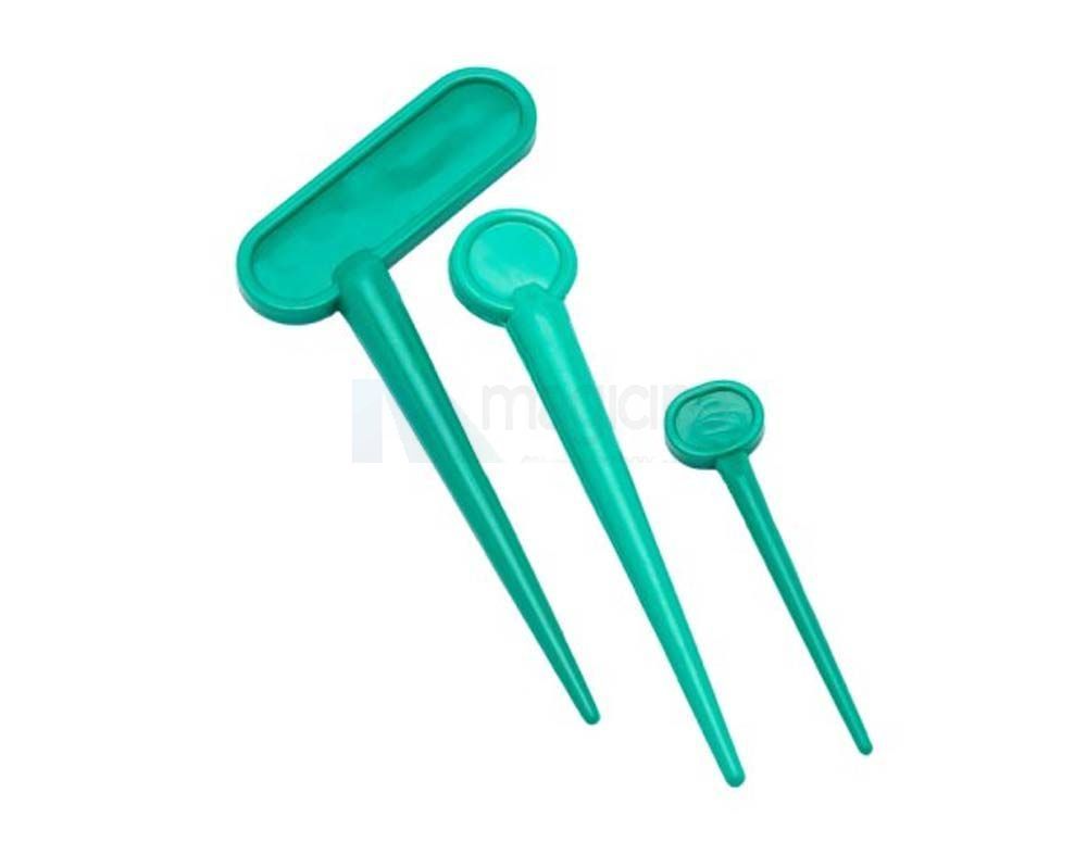 Meatal Dilator